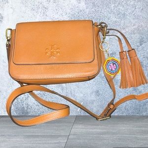 Tory Burch crossbody magnetic closed  bag with tassels and bonus keychain!!! EUC